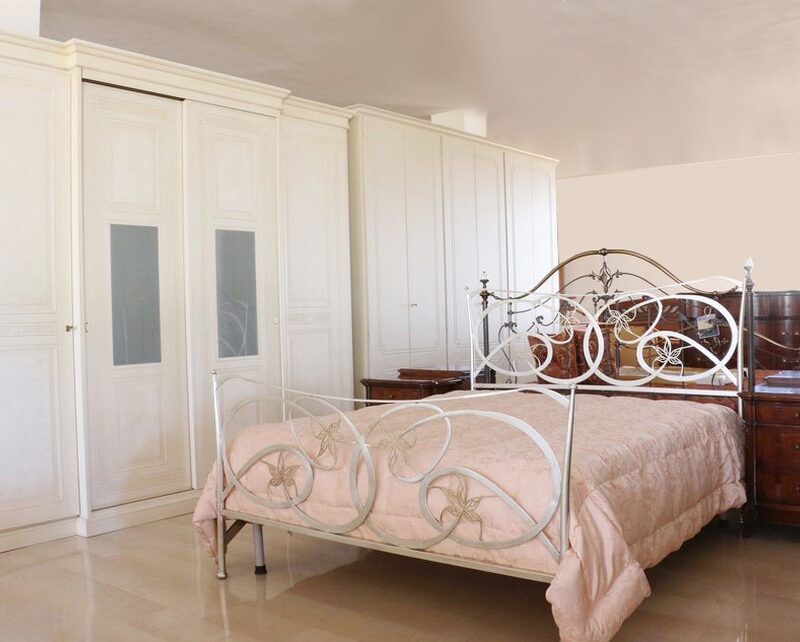 Camera da letto in stile classico NOCE SCURO-PANNA