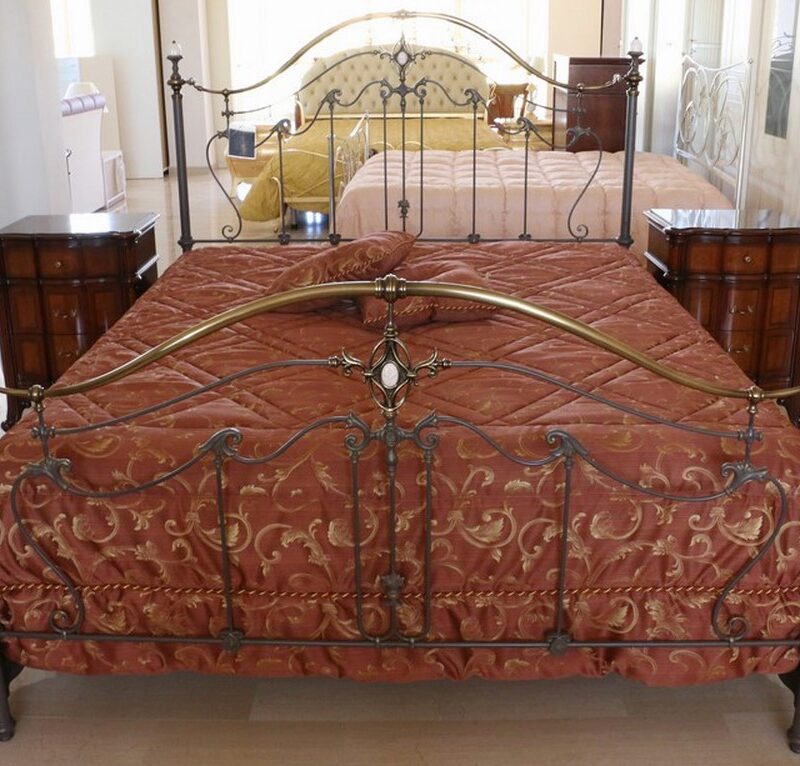 Letto in ferro battuto stile classico ANTRACITE-OTTONE ANTICATO