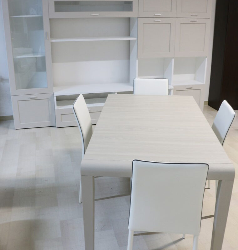 Parete soggiorno in stile moderno BIANCO-LARICE TORTORA