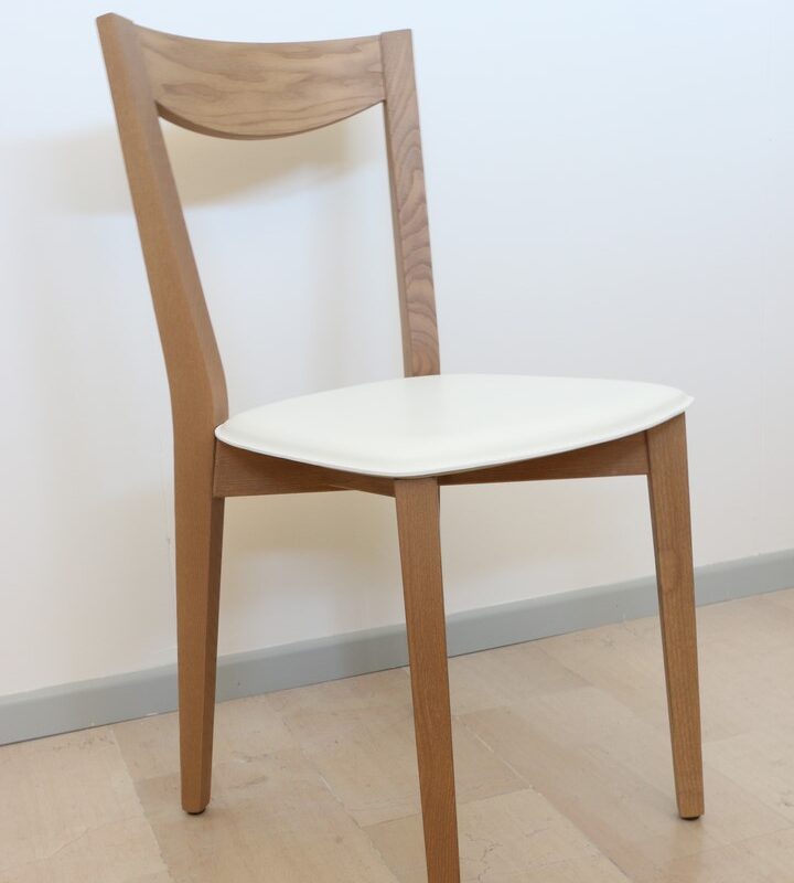 Sedia in stile moderno