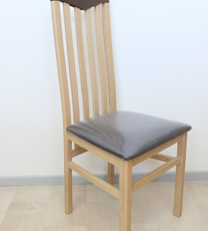 Sedia in stile moderno