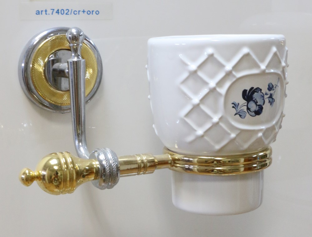 Porta spazzolini in stile classico - immagine 2