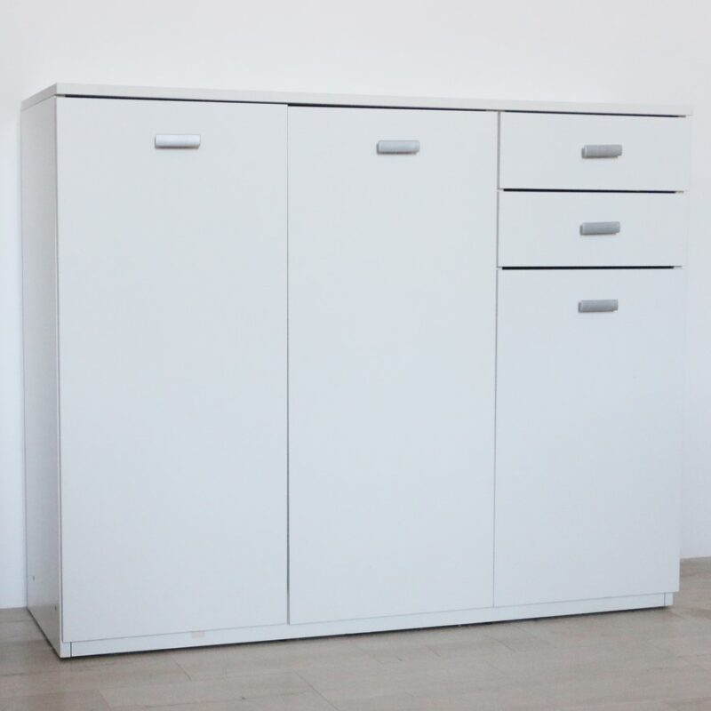Mobiletto in stile moderno