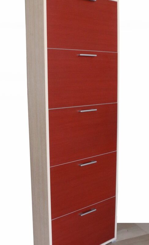 Scarpiera in stile moderno