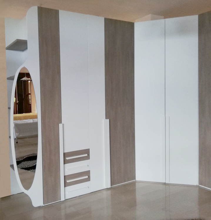 Cameretta con cabina ad angolo e ponte in stile moderno BIANCO FRASSINATO - CANAPA GESSATO - VERDE BOSCO - immagine 2