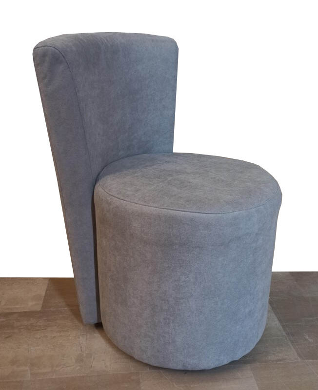 Poltroncina in stile moderno in tessuto tortora o grigio