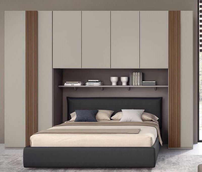 Camera da letto a ponte in stile moderno colore tortora e rovere rigato